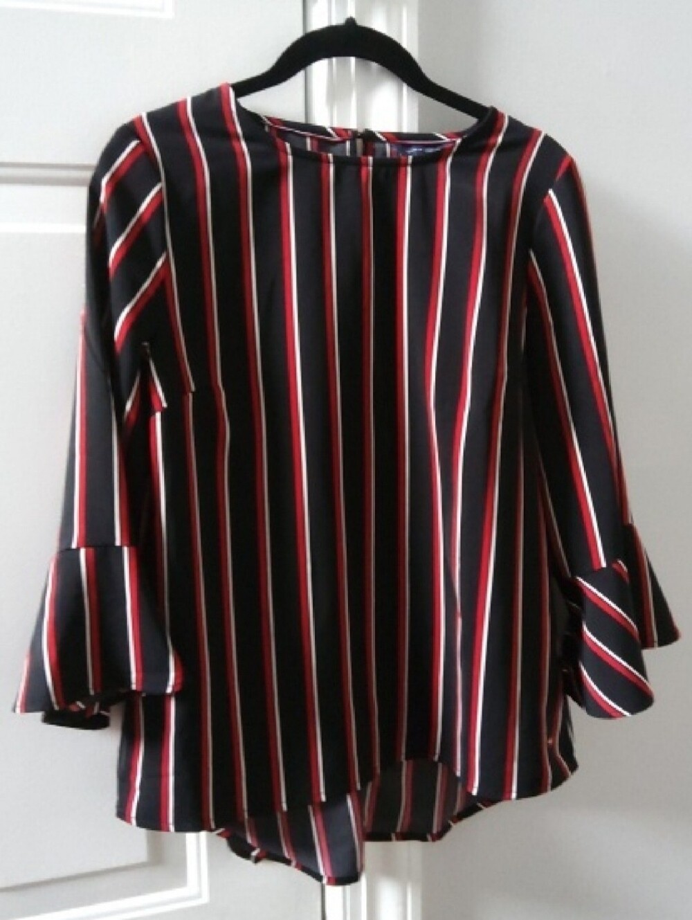 TOMMY HILFIGER💥Nwot💥Black Blouse w/ Red &White Stripes